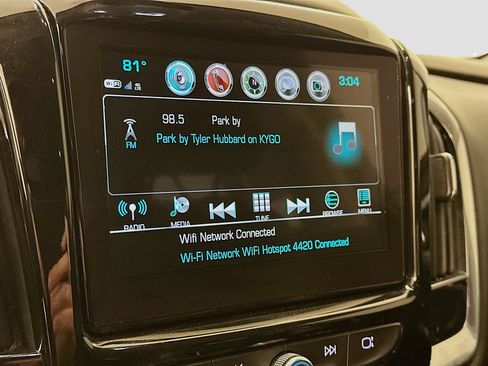 Used 2019 Chevrolet Traverse RS image 21