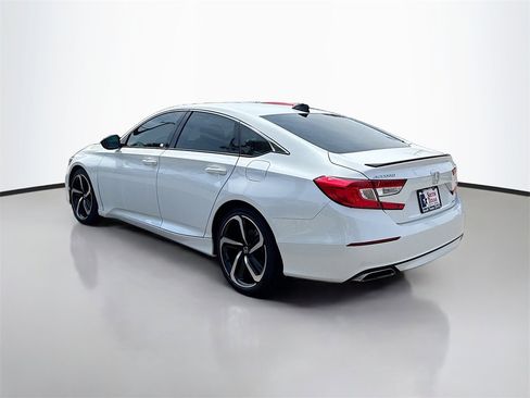 Used 2022 Honda Accord Sport image 5