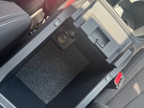 New 2025 Subaru Outback Premium image 24