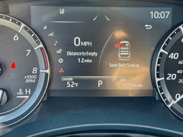 Used 2021 Toyota Highlander XLE AWD/4WD image 13