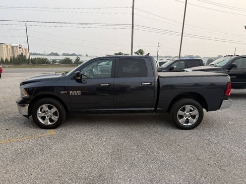 Used 2018 RAM 1500 Big Horn AWD/4WD image 2