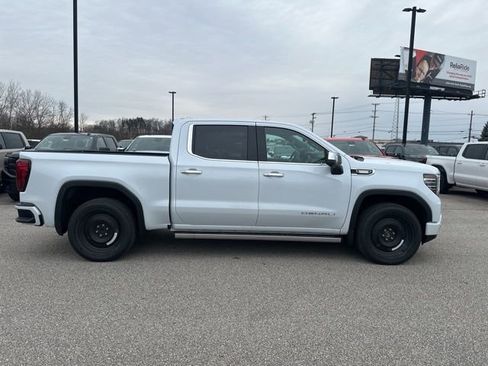 New 2026 GMC Sierra 1500 Denali w/ Denali Reserve Package AWD/4WD image 4