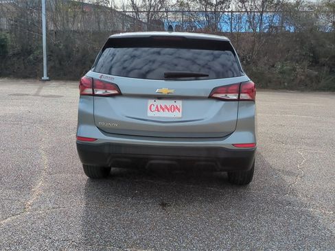 Used 2024 Chevrolet Equinox LS w/ LS Convenience Package image 6