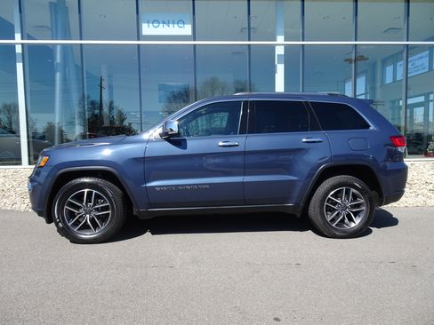 Used 2020 Jeep Grand Cherokee Limited image 2