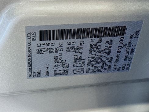 Used 2023 Nissan Rogue SV FWD image 40