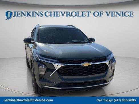 New 2026 Chevrolet Trax LT image 3