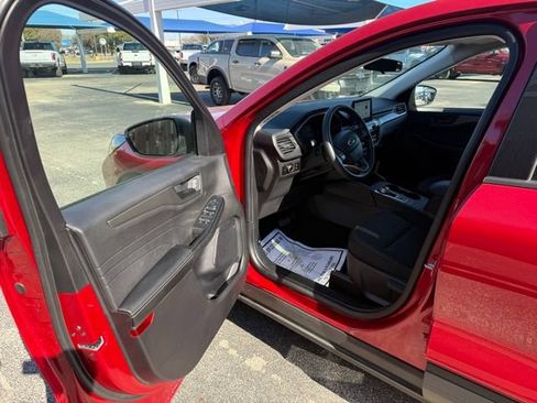Used 2026 Ford Escape Active image 13