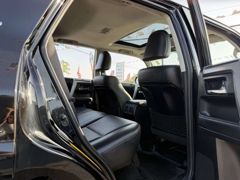 Used 2022 Toyota 4Runner Limited AWD/4WD image 15
