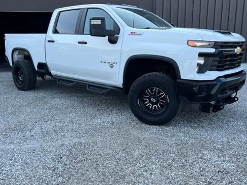 Used 2024 Chevrolet Silverado 3500 W/T w/ WT Convenience Package AWD/4WD image 1