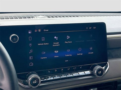 Used 2024 Chevrolet Colorado ZR2 w/ Technology Package image 15