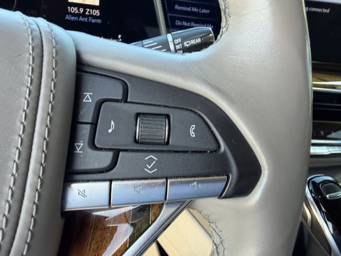 Used 2021 Cadillac Escalade ESV Sport Platinum image 32