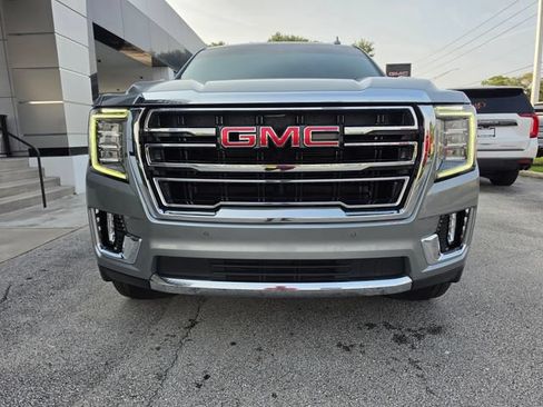 Used 2024 GMC Yukon SLT RWD image 8