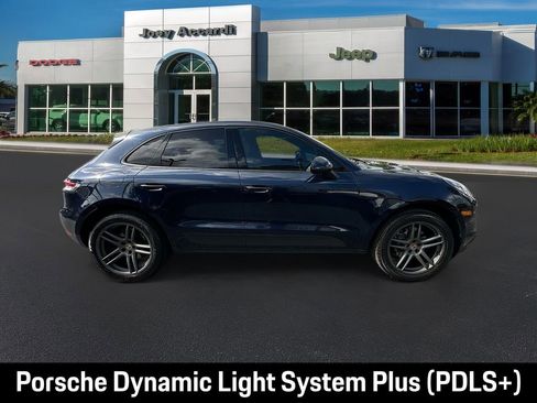 Used 2021 Porsche Macan image 10