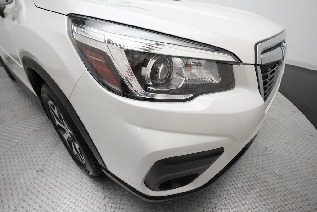Used 2020 Subaru Forester Premium AWD/4WD image 23
