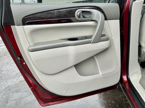 Used 2016 Buick Enclave Leather image 32