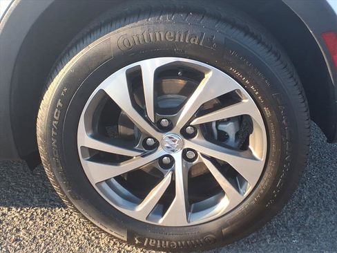 Certified 2023 Buick Envision Essence image 18