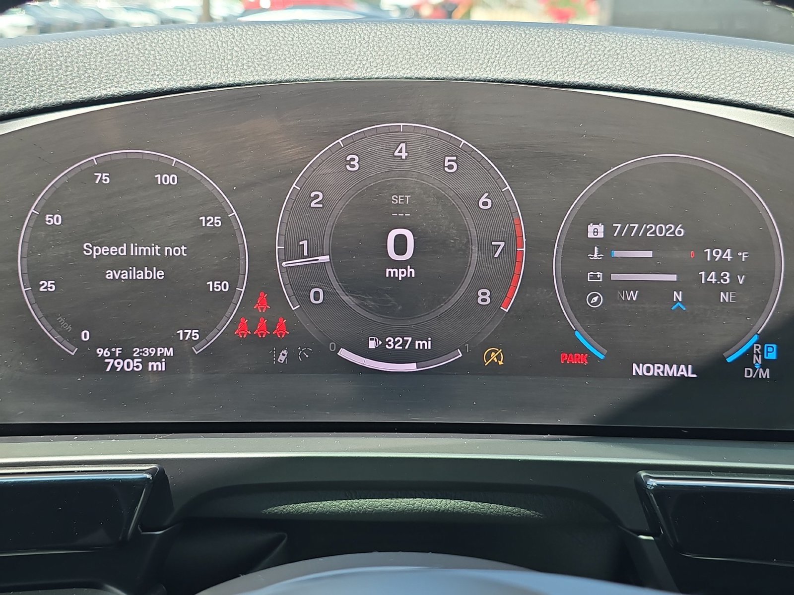 Certified 2025 Porsche Cayenne AWD/4WD image 19