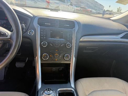 Used 2019 Ford Fusion S image 13
