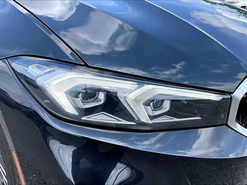 Used 2025 BMW 330i xDrive Sedan AWD/4WD image 38