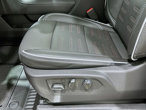 New 2026 GMC Sierra 2500 AT4X image 20