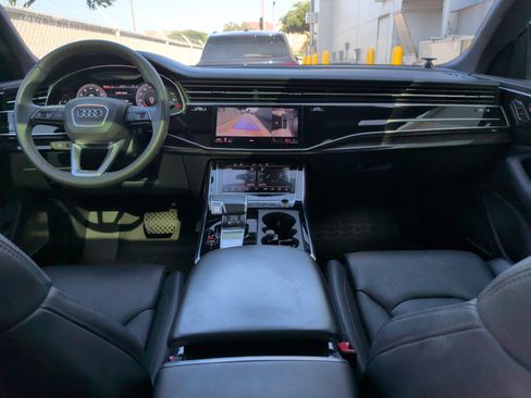 Used 2023 Audi Q8 Prestige w/ Prestige Package AWD/4WD image 31