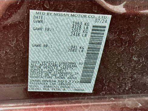Used 2025 Nissan Altima 2.5 SV FWD image 12