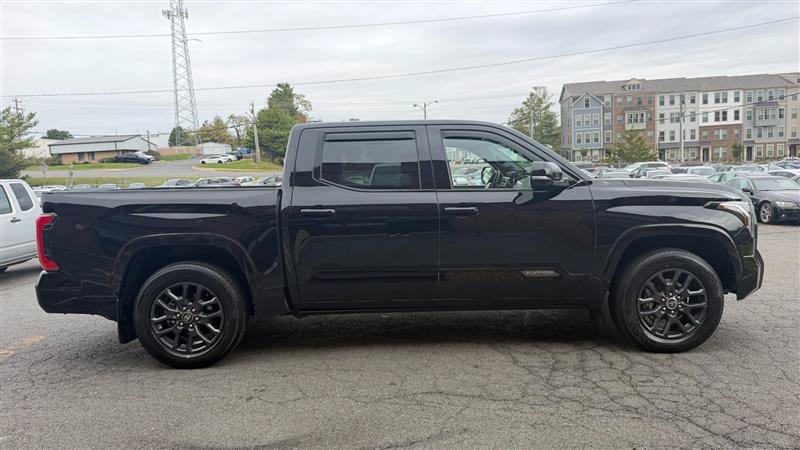 Used 2022 Toyota Tundra Platinum w/ Advanced Package AWD/4WD image 4
