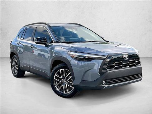 Used 2026 Toyota Corolla Cross XLE w/ Convenience Package AWD/4WD image 11