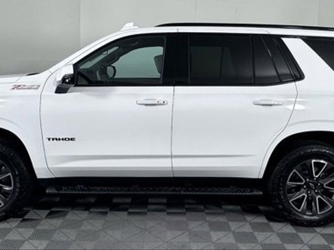 Used 2023 Chevrolet Tahoe Z71 w/ Luxury Package image 5