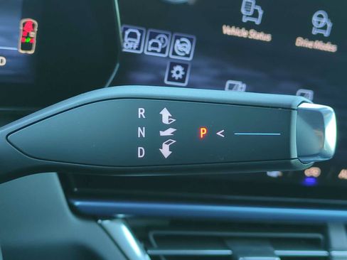 New 2026 Chevrolet Equinox EV LT AWD/4WD image 22