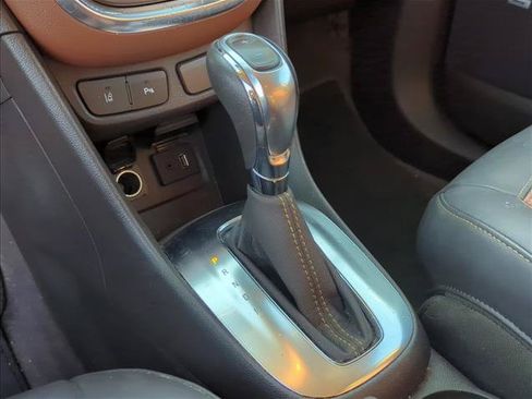 Used 2016 Buick Encore Premium FWD image 19