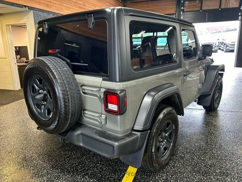 Used 2023 Jeep Wrangler Sport AWD/4WD image 3