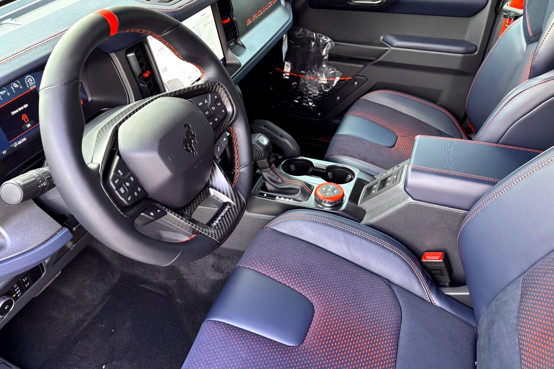 New 2025 Ford Bronco Raptor w/ Interior Carbon Fiber Pack AWD/4WD image 7