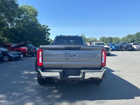 Used 2025 Ford F450 XLT w/ FX4 Off-Road Package AWD/4WD image 5