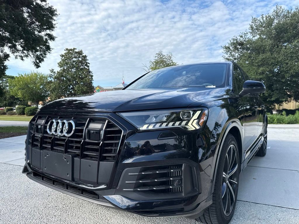 Used 2021 Audi Q7 3.0T Prestige w/ Prestige Package AWD/4WD image 9