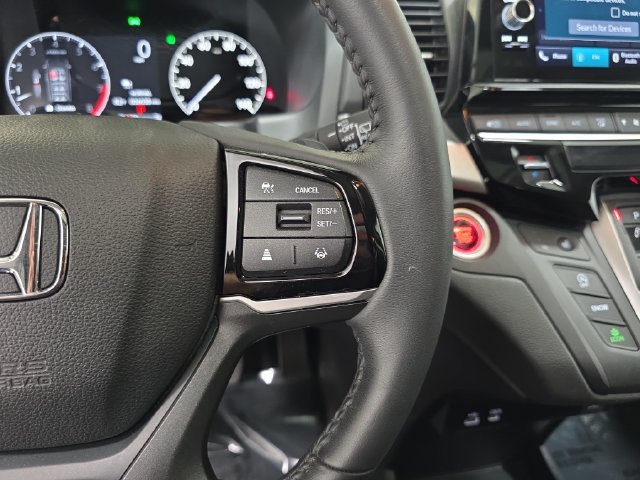 Used 2025 Honda Odyssey EX-L image 18