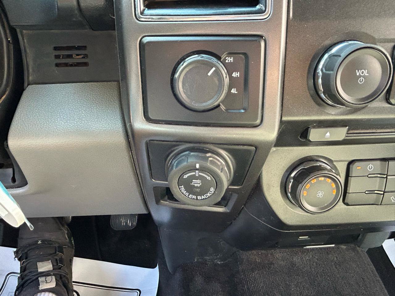 Used 2018 Ford F150 XLT w/ XTR Package AWD/4WD image 25
