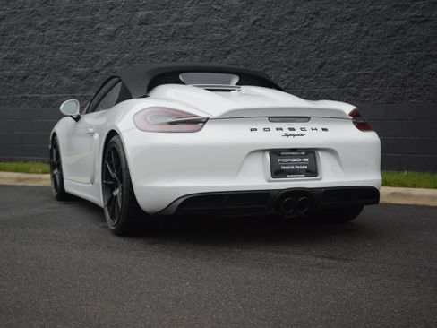 Certified 2016 Porsche Boxster Spyder RWD image 3