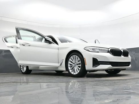 Used 2023 BMW 530i w/ Convenience Package image 43