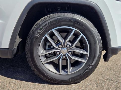 Used 2018 Jeep Grand Cherokee Limited w/ Luxury Group II AWD/4WD image 10