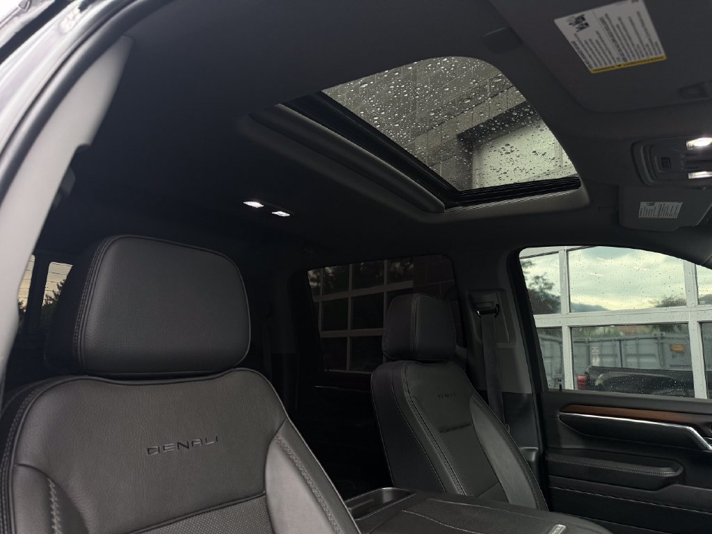 Used 2024 GMC Sierra 3500 Denali w/ Denali Reserve Package AWD/4WD image 52