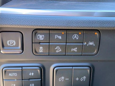 New 2026 Chevrolet Tahoe Z71 image 16