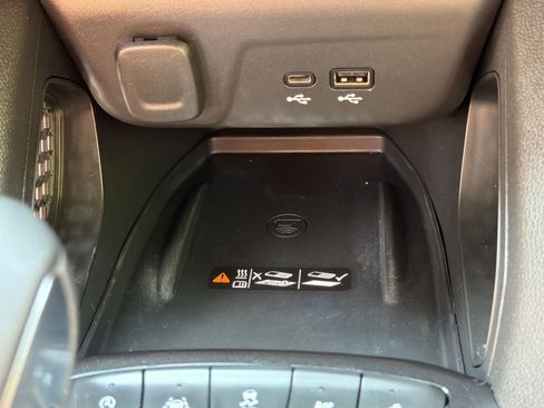 Used 2024 Chevrolet TrailBlazer RS w/ Convenience Package FWD image 28