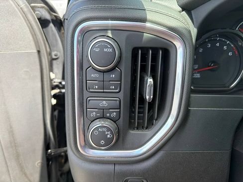 Used 2022 Chevrolet Silverado 1500 LT AWD/4WD image 14