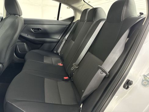 Used 2025 Nissan Sentra SV image 21