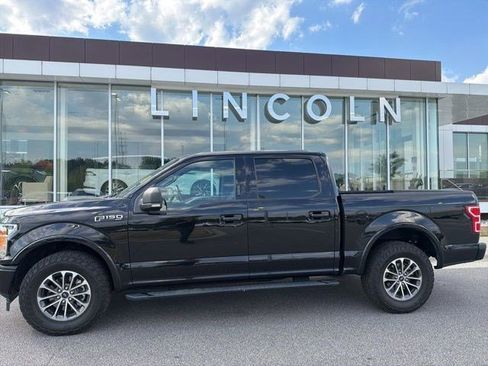 Used 2020 Ford F150 XLT w/ Equipment Group 302A Luxury image 2