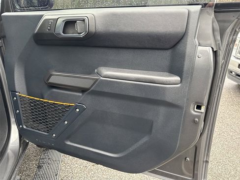 Used 2024 Ford Bronco Badlands image 15