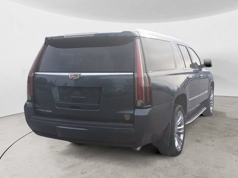 Used 2020 Cadillac Escalade ESV Premium Luxury w/ LPO, Radiant Package AWD/4WD image 5