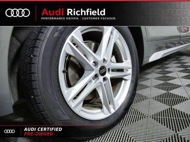Certified 2024 Audi Q5 e Premium Plus w/ Premium Plus Package AWD/4WD image 24