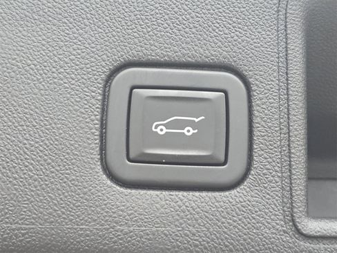 Used 2020 GMC Terrain Denali w/ Denali Premium Package image 15